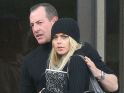 Lindsay Lohan's dad worries she will die in a year