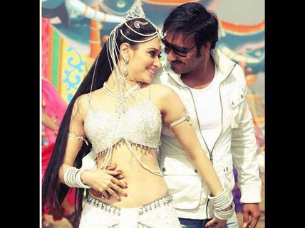 Himmatwala Movie Review: What a lame joke!