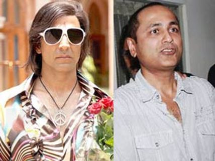 Akshay Kumar's look in Action Replayy was my fault: Vipul Shah