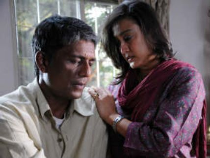 Lessons In Forgetting - Movie Review: Stirs the hornet's nest