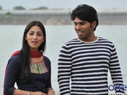 Watch Allu Sirish-Yami's Gouravam online
