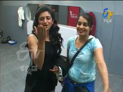 Controversial Rishika Singh enters Bigg Boss house