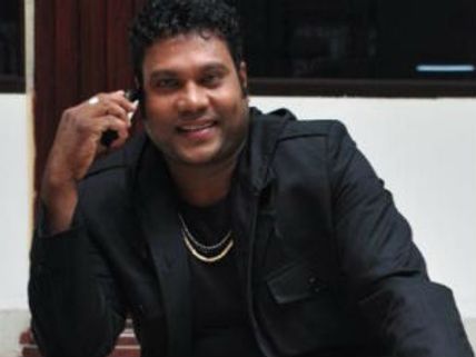 Kalabhavan Mani accused of beating up forest officials