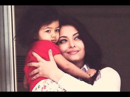 Pic: Aaradhya Bachchan clicked with mom Aishwarya at Cannes