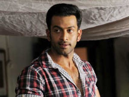 Prithviraj turning stage artist in Ranjith's Sudhi Valmeekam