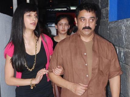 Shruti Hassan marvels at Kamal's dedication