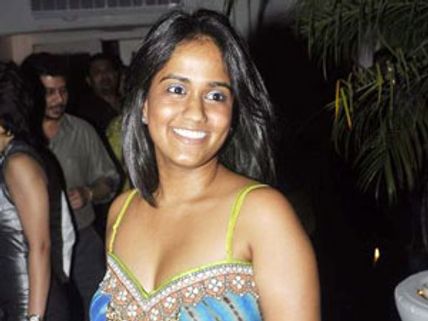 After SRK-Shirish fight, now Salman's sister Arpita abused at Kunal Khemu's b'day party!