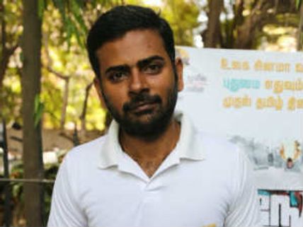 Alphonse Putharen in talks with B-Town producers for Neram remake