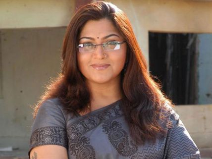 Amitabh Bachchan continues to take my breath away: Khushboo