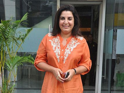 Farah Khan admitted to hospital