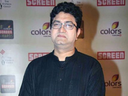 Prasoon Joshi to be a part of  'A Global Indian'