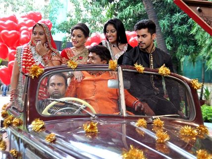 Photos: Star Parivaar Awards 2013