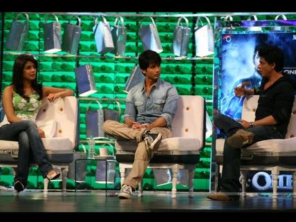 Will the 'PC' factor haunt Shahrukh, Shahid at IIFA?