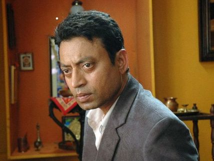  Irrfan Khan shoots in a Barber's house for D-Day!
