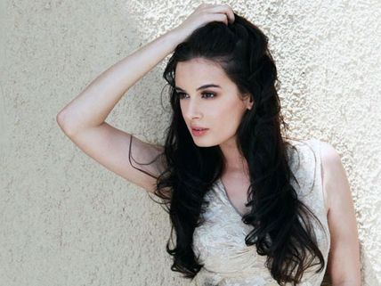 Evelyn Sharma Endorses Bodycare
