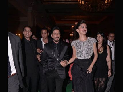 Check Out: Deepika Padukone's candid moment at IIFA