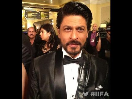 IIFA 2013: Bollywood actors on green carpet on 3rd day