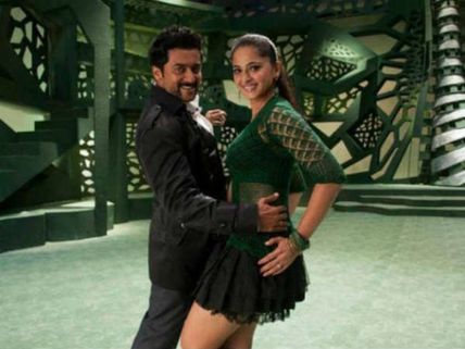 Singam 2 - Viewers Review: Surya is the Showman