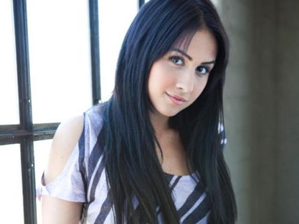 Lauren Gottlieb's Way To Familiarise With People