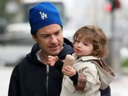 Jason Bateman doesn't want kids to become actors