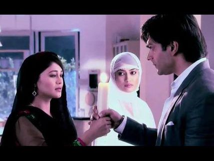 Qubool Hai: Yay! Tanveer Gets Caught At Last!