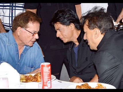 Shahrukh Khan Always Treats Me With Respect: Salim Khan