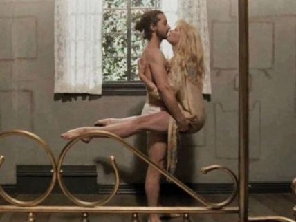 Nymphomaniac: Shia Labeouf's Nude Photo Going Viral