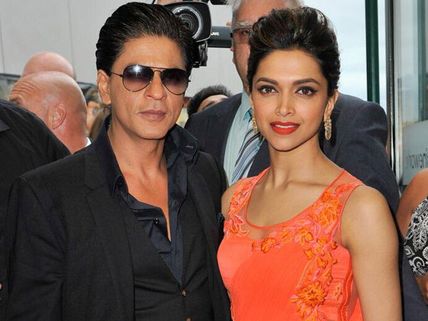 Deepika Padukone Was Scared To Meet Shahrukh Khan!