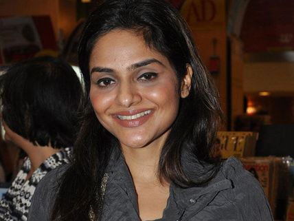 Theatre Can't Be Compared With Cinema: Madhoo
