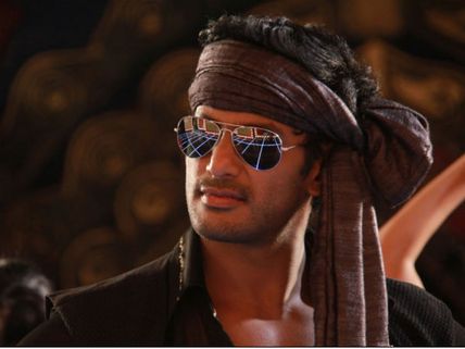 Stop Promoting Madha Gaja Raja As MGR: Vishal