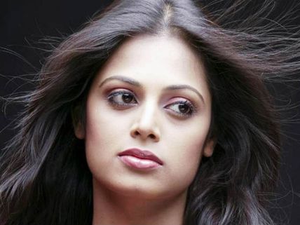 After Kanaka, Sindhu Menon Becomes Media Victim