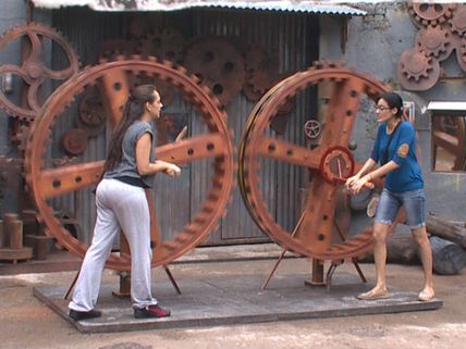 Bigg Boss 7: Jahannum Vaasis Work Hard To Earn Water, Gas And Electricity!