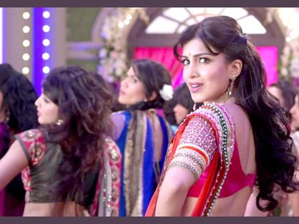 Besharam: Critics' Review