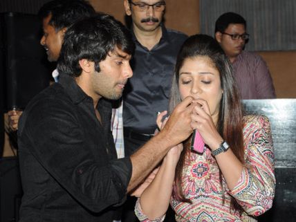 Photos: Arya-Nayantara Celebrate Raja Rani Success