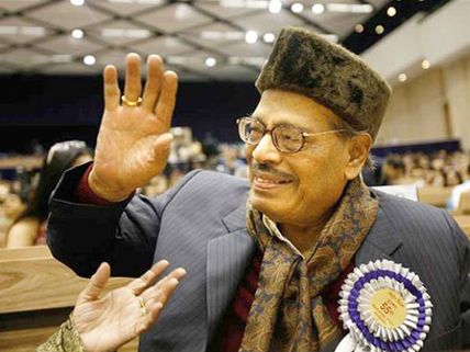 Bollywood Stars Pays Tribute To Late Manna Dey