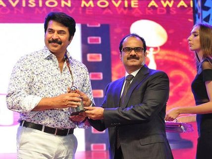 In Pics: Mollywood Stars Honoured At Asiavision Awards!