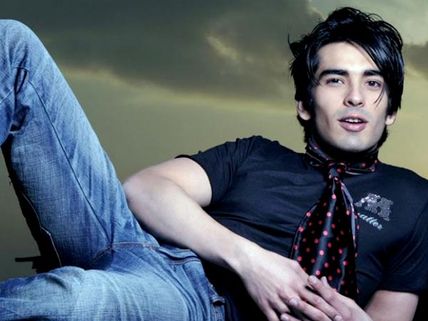 Vikrant Massey Out Of Qubool Hai, Mohit Sehgal Becomes New Ayaan!