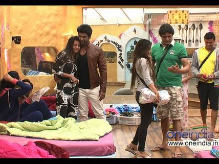 Bigg Boss 7: Kushal Back To Gauhar; Sangram Looses Against Elli!