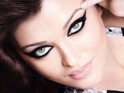 See Pics: Gosh! Aishwarya Rai And Her Mystic Aura