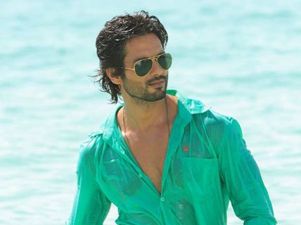 Will R...Rajkumar Be Shahid Kapoor's Saving Grace?