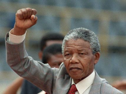 Nelson Mandela's Death: Tollywood Celebs Pay Tributes