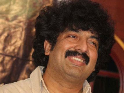 Downloading Free Albums, A Threat To Audio Industry!