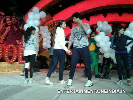 Gauhar-Kushal Dance Together On Gandi Baat For Mirchi Top 20!