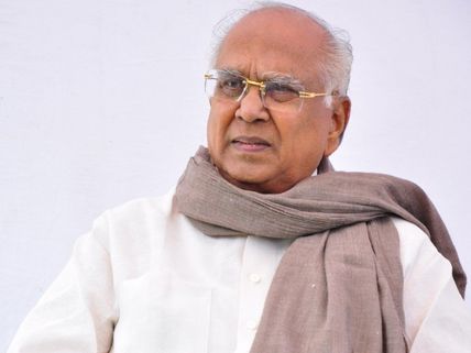 Akkineni Nageswara Rao Dies Of Cancer; Tollywood Stars Express Shock Over ANR's Death