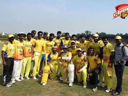 CCL 4: Chennai Rhinos Vs Mumbai Heroes; Mumbai Wins The Toss