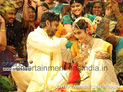 Emo Gurram Egaravachu - Movie Review