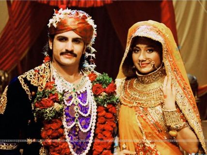 Jodha Akbar: 29th January Written Episode; Maham Anga Supports Jodha!