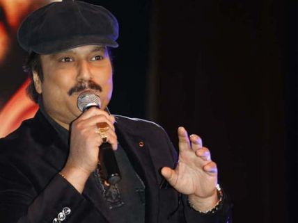 Karthik's Mother Files A Complaint Against Him!