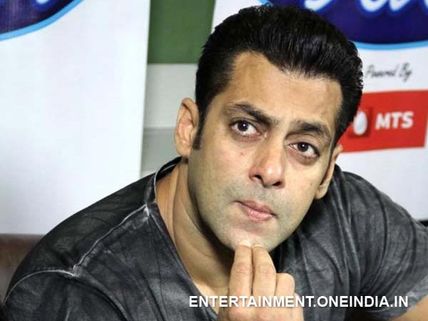 Salman Helps Poor Children To Get Education