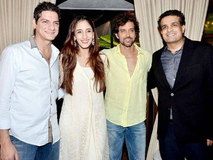 Hrithik Roshan Bonds With His In-Laws